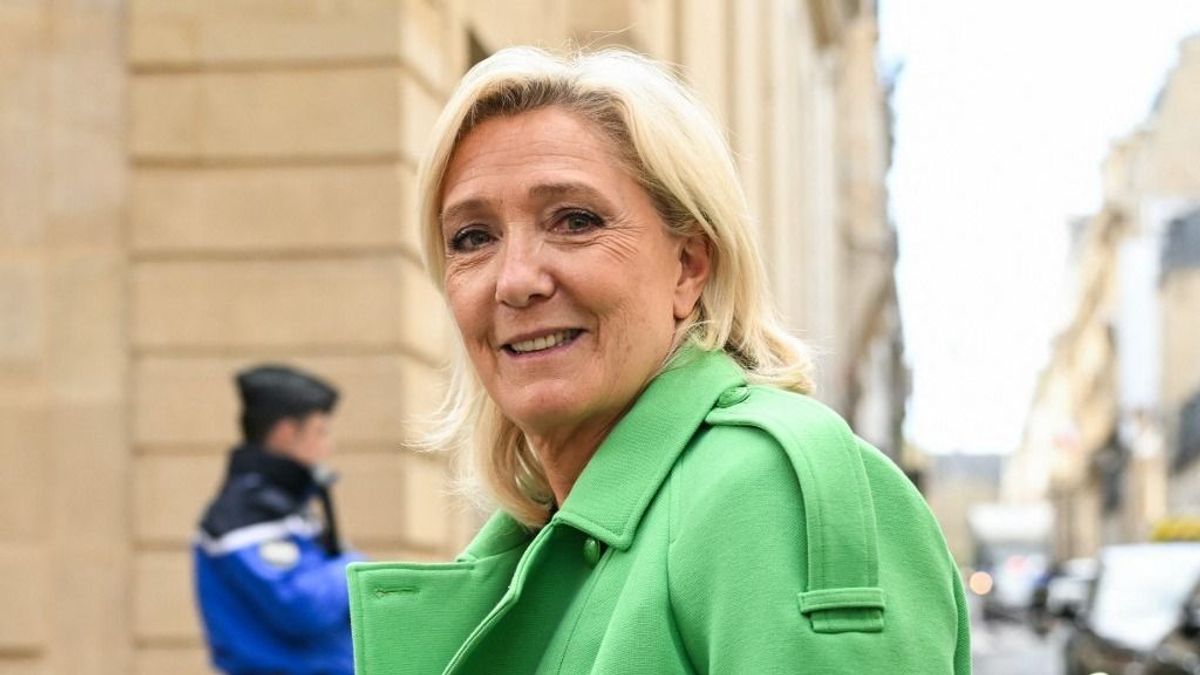 Macron már a falat kaparja: a franciák kimondták, Magyarországéhoz hasonló kormányt akarnak