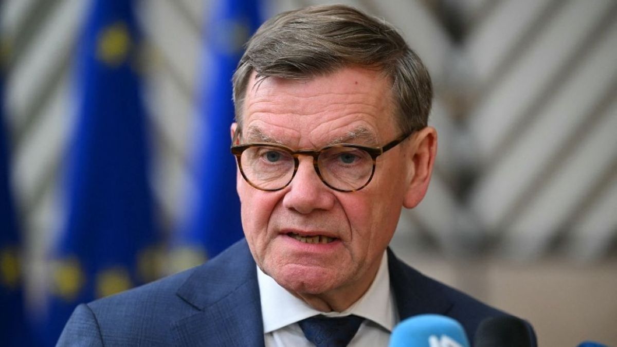 Amikor a németek legutóbb kormányt váltottak Magyarországon, akkor Magyarország rövidesen hadszíntérré vált és rommá lőtték