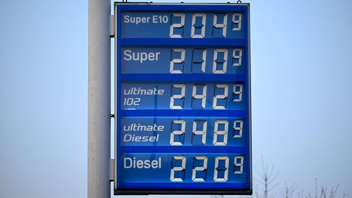 Ez a nap is eljött: csak találgatják, miért drágultak durván a magyarhoz képest a német üzemanyagárak