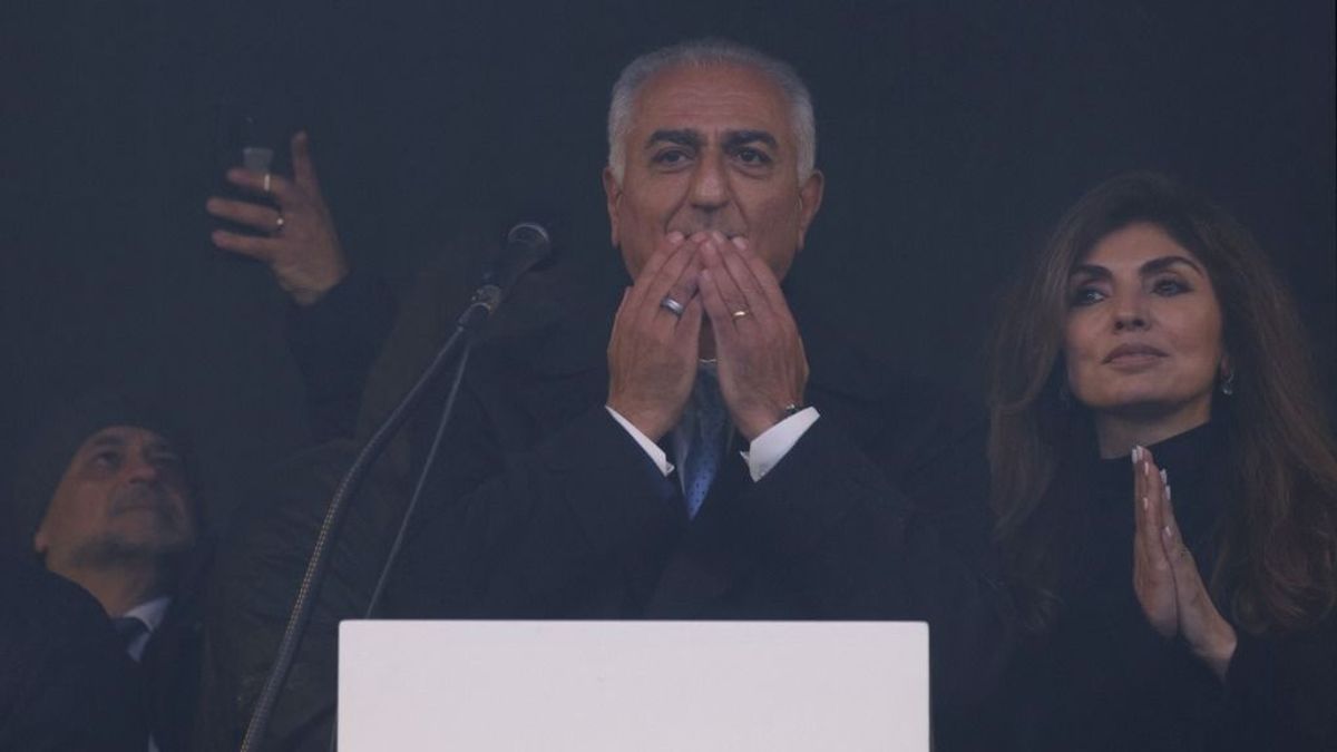 Földindulás jöhet Iránban: végső harcra szólított fel az elűzött koronaherceg