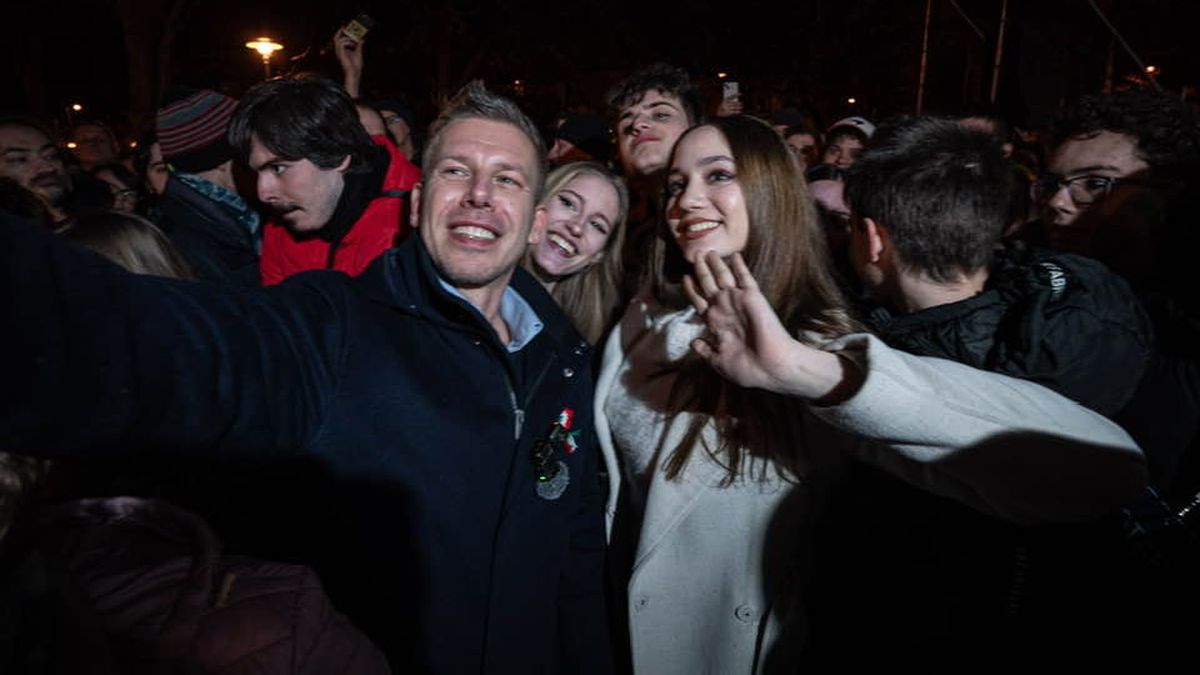 „Extra altató csodákra képes”: fideszes szülőkről értekeznek tiszás fiatalok a Redditen