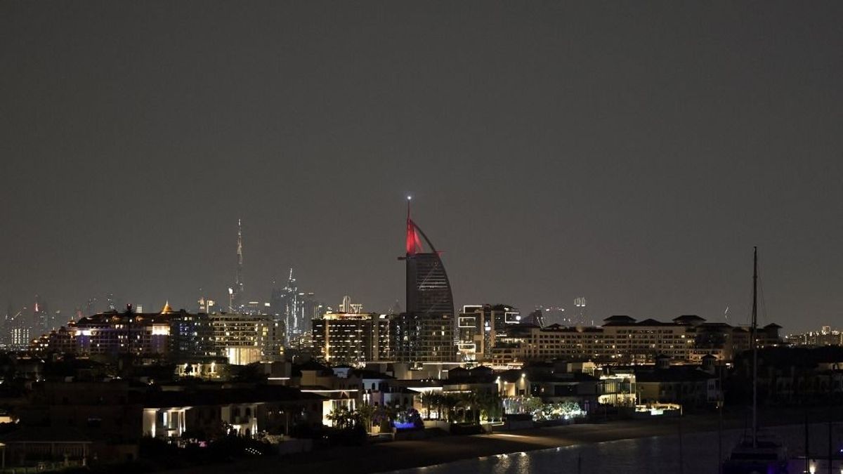 Tragédia Dubajban: hiába lőtték le a rakétát, így is emberáldozatot követelt