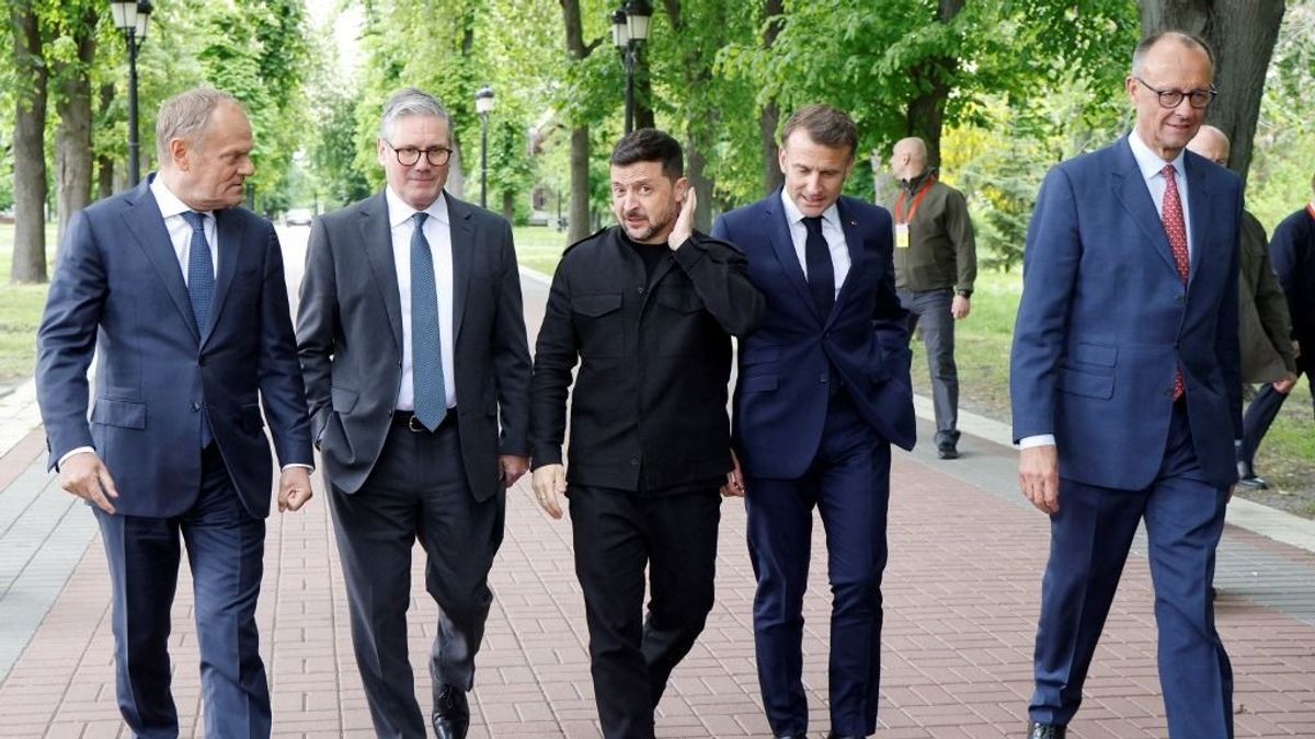 Politico: Európa politikusai kongatják a vészharangot – az iráni háború miatt kevesebb fegyver juthat Ukrajnába