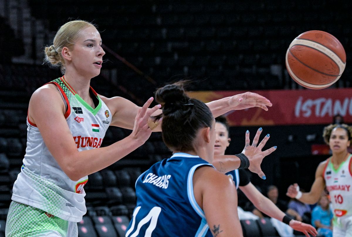 JUHÁSZ Dorka válogatott