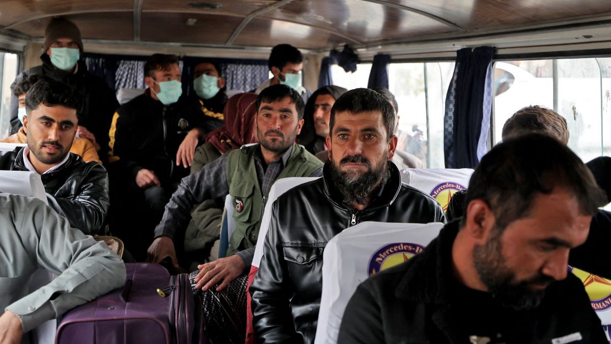 Elképesztő: félezer afgán esett neki Németországnak szélsőbalos politikusok és NGO-k segítségével