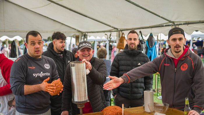 Kolbászkészítő vigadalom Mezőtúr kolbászfesztivál kolbásztöltő verseny kolbászsütő megmérettetés 
20260321 Mezőtúr
fotó: Németh András Péter NAP
