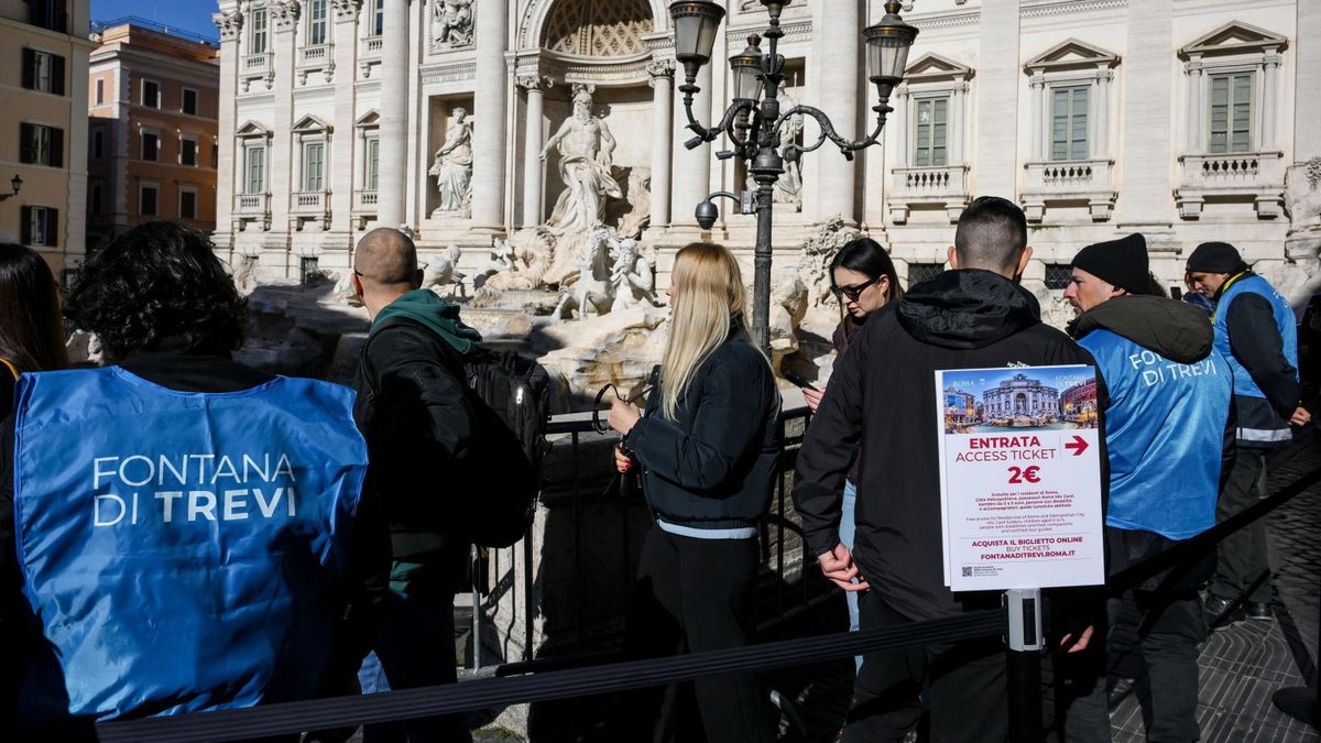 Csaknem félmillió eurót hozott egy hónap alatt a római városkasszának a fizetős...