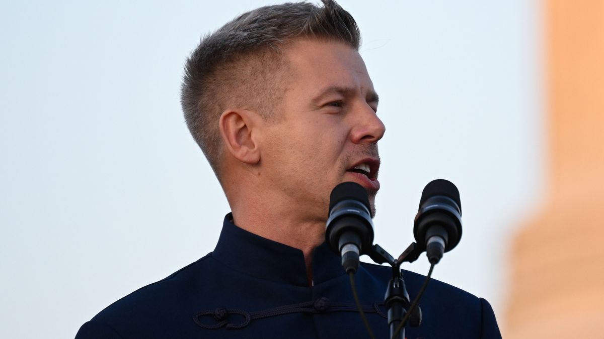 Magyar Péter beismerte: a Tiszának dolgoztak az ukránok által kiképzett informatikusok