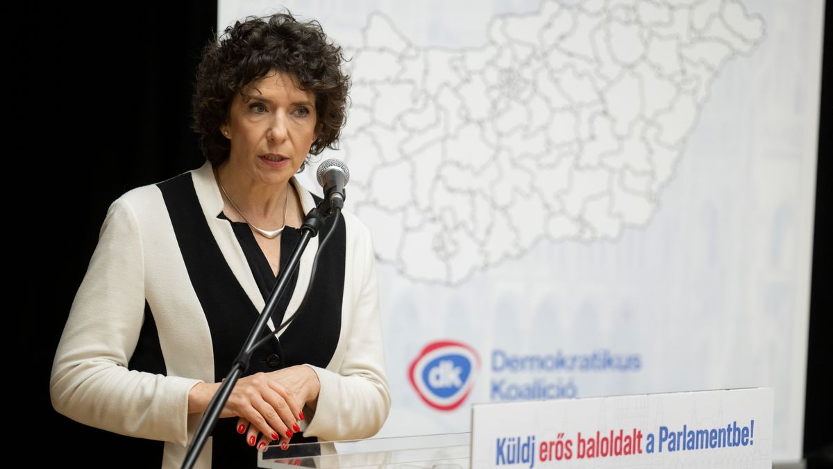 Rohamosan fogy az ellenzék: újabb fontos jelölt lépett vissza