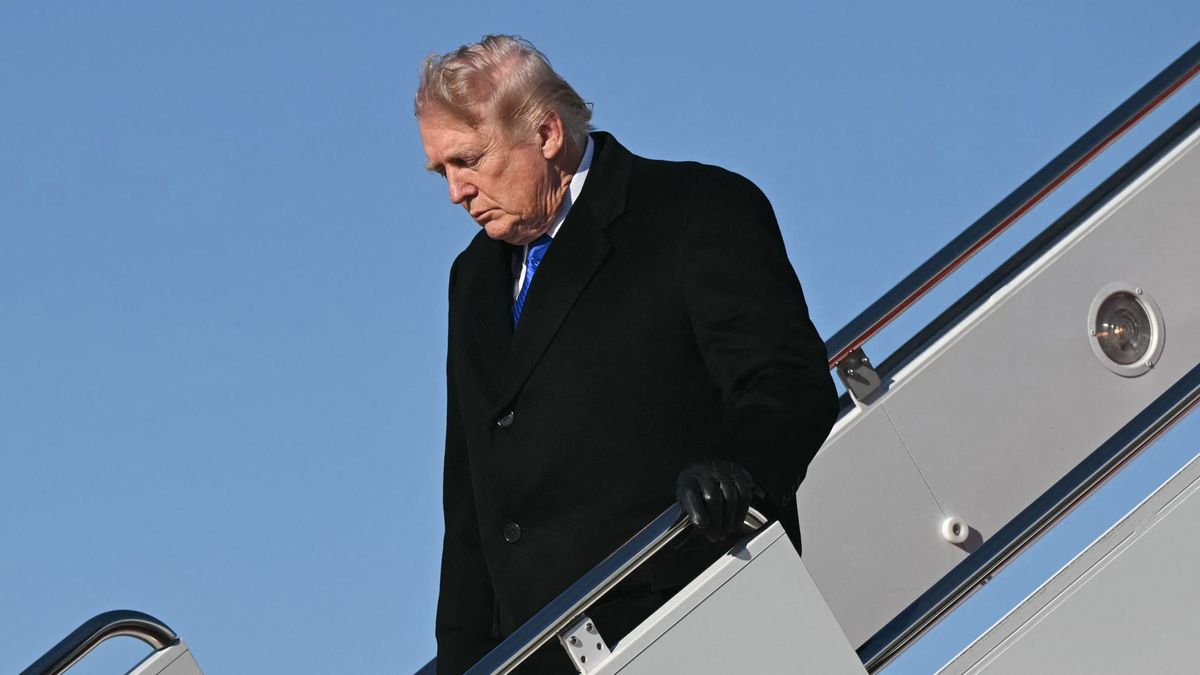 Kiszivárgott Trump titkos paktuma: rejtélyes iráni vezetővel egyezhetett meg a színfalak mögött