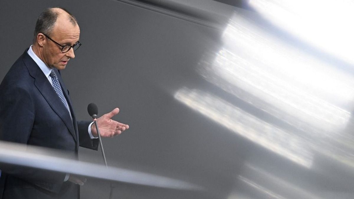 Magyarországot hibáztatja mindenért – a Bundestagban nevettette ki magát a német kancellár