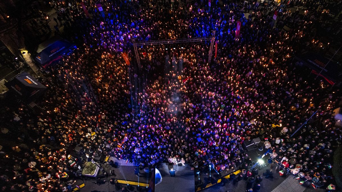 Te! Szerencsétlen, kapaszkodj meg!