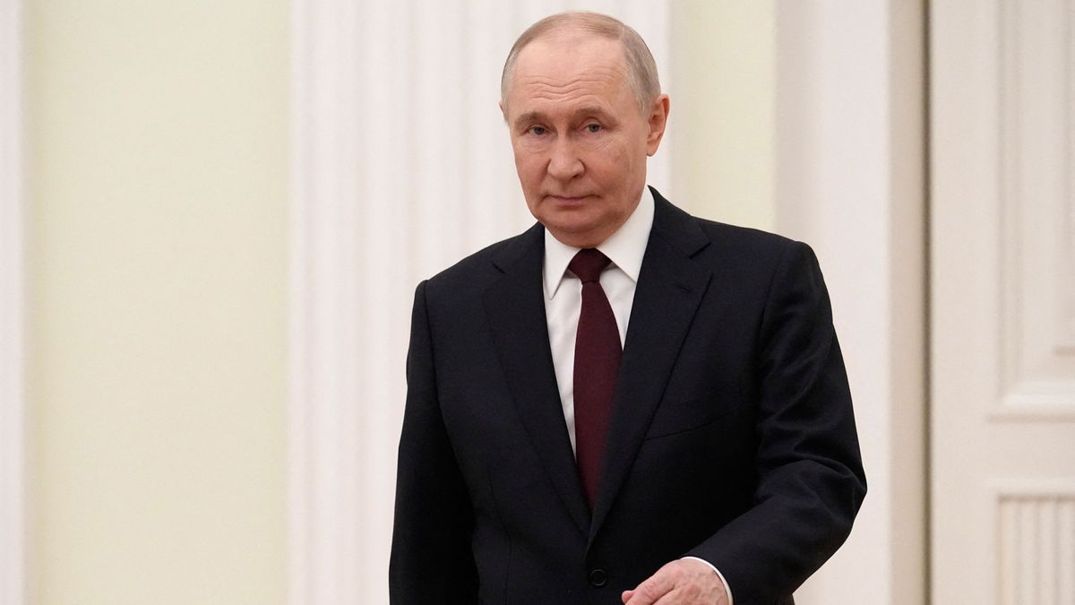 Putyin ügynökei akarják megmenteni Orbán Viktor kampányát?