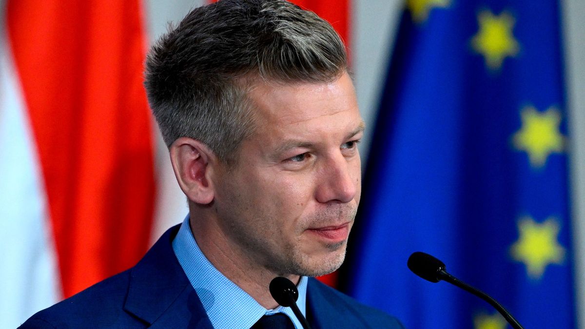 Lassan összeáll Magyar Péter kormánya, de most mindenki egy volt fideszes miniszter döntésére figyel