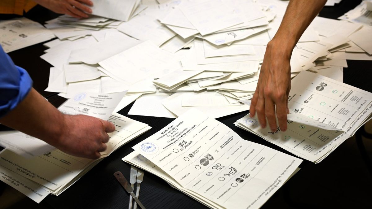 Itt a vége: a választási iroda végzett a szavazatok számlálásával