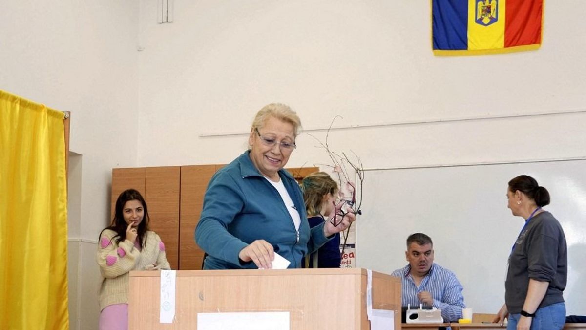 Úgy agitálnak Romániában a magyar választások kapcsán, mintha a sajátjuk volna