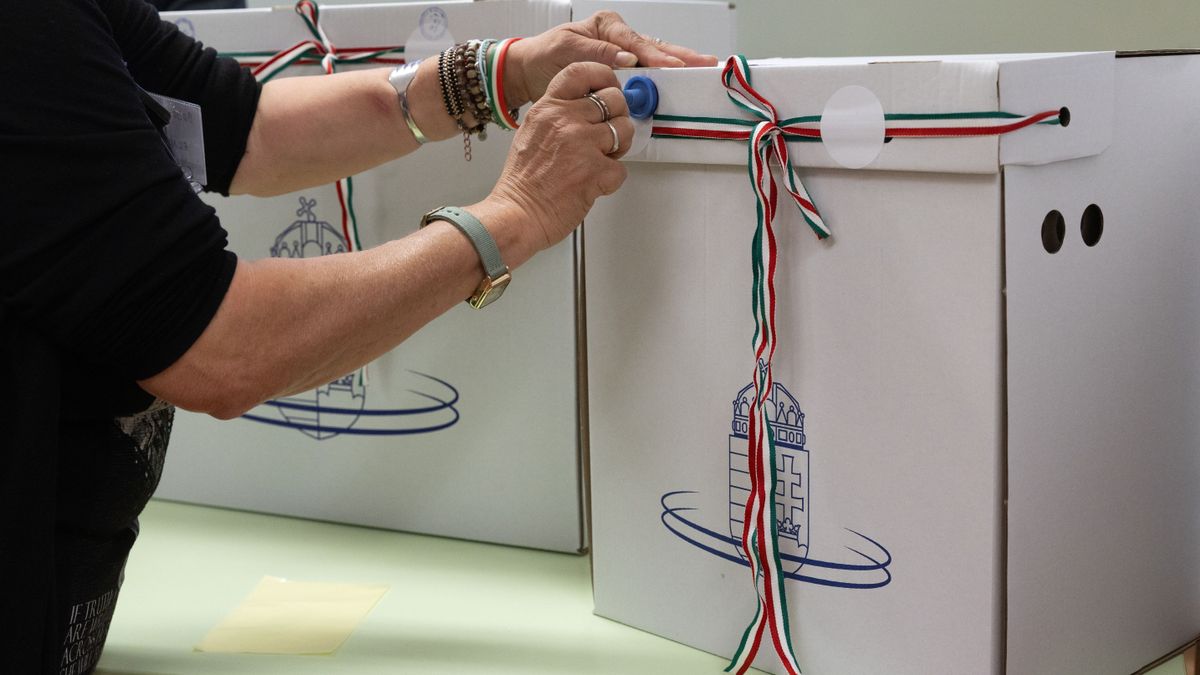 Soha nem látott részvétel jöhet: tarolnak a külhoni szavazatok