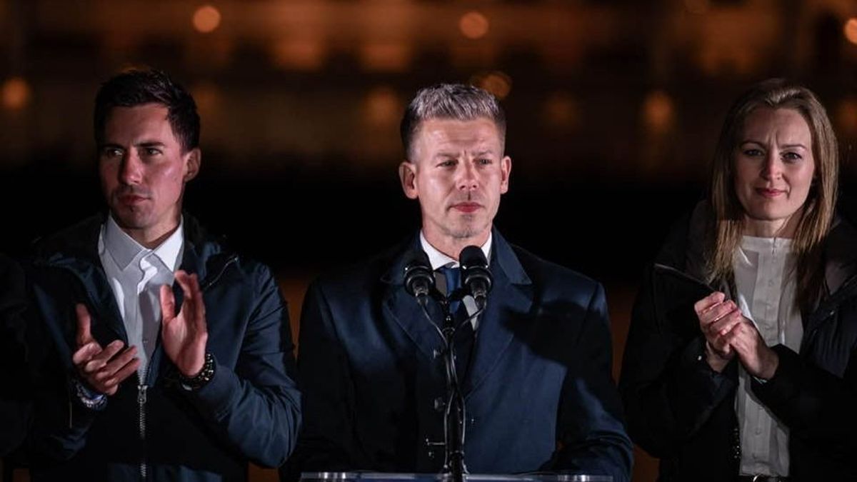 A minisztériumok mellett a bizottságok számát is növelné a Tisza