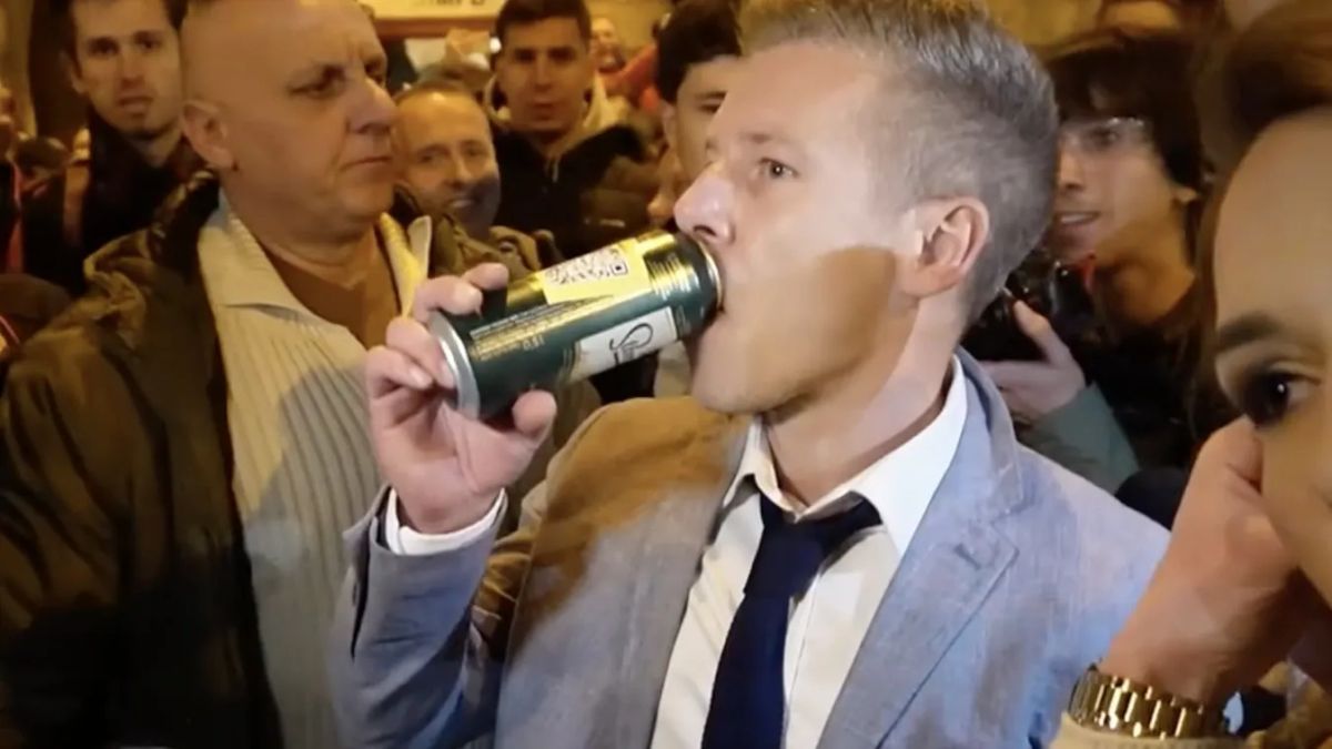 Már kora reggel olyan részeg volt a Tisza Párt szavazatszámlálója, hogy haza kellett küldeni