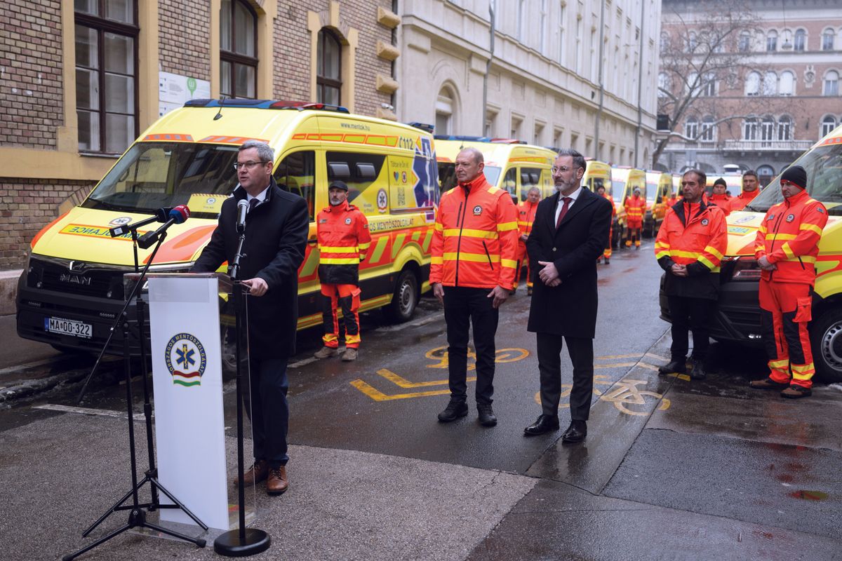 TAKÁCS Péter; GYŐRFI Pál; CSATÓ Gábor