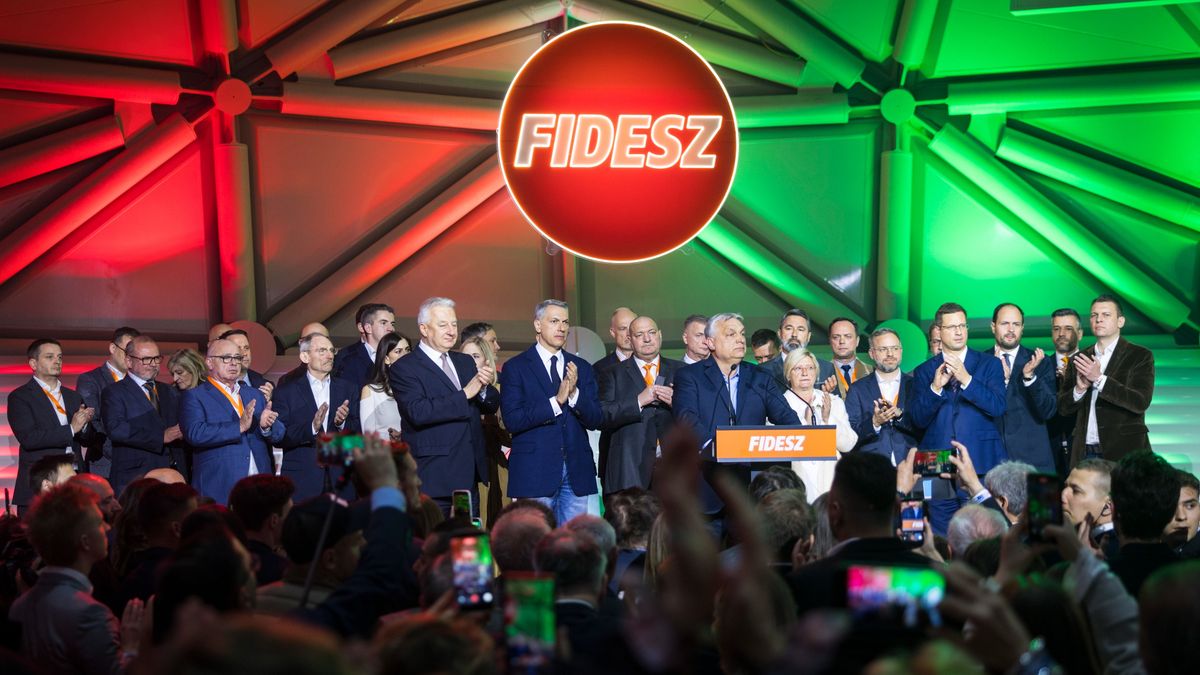 Orbán Viktor bejelentette: újjászervezik a Fideszt, április 28-án országos választmányt tartanak