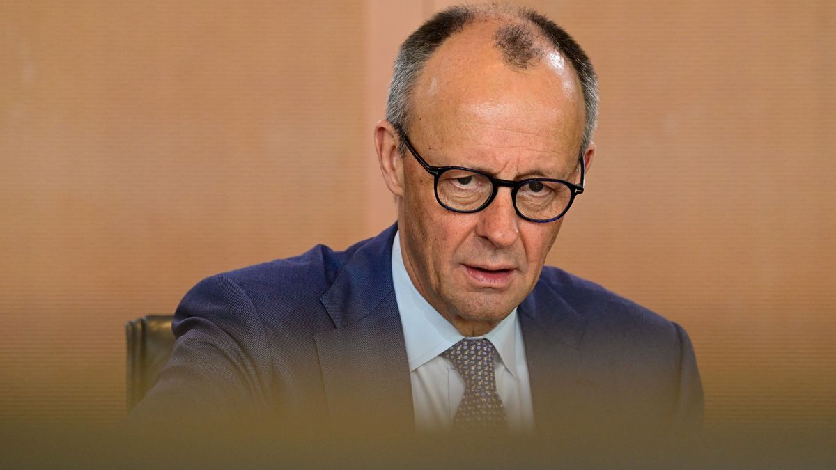 Besokalltak a németek: több kilométer hosszú konvojban tüntettek, Merz lemondását követelik