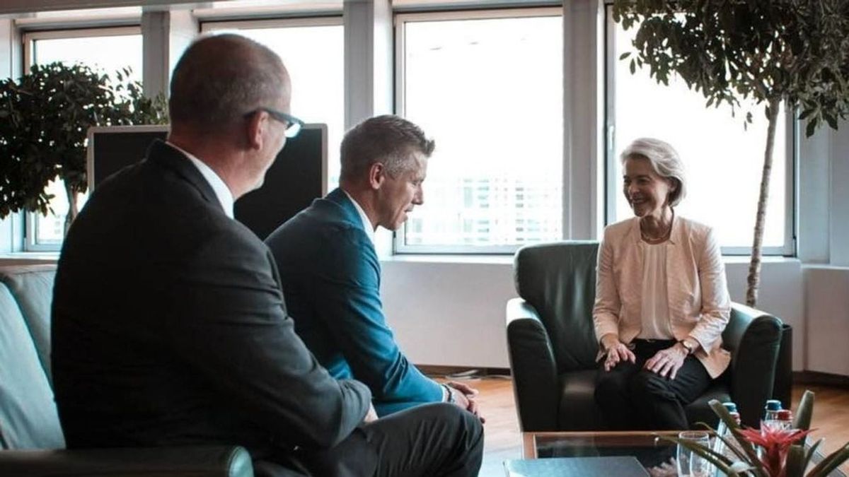 Kezdődik! Brüsszel benyújtotta a 27 pontos listát Magyar Péternek