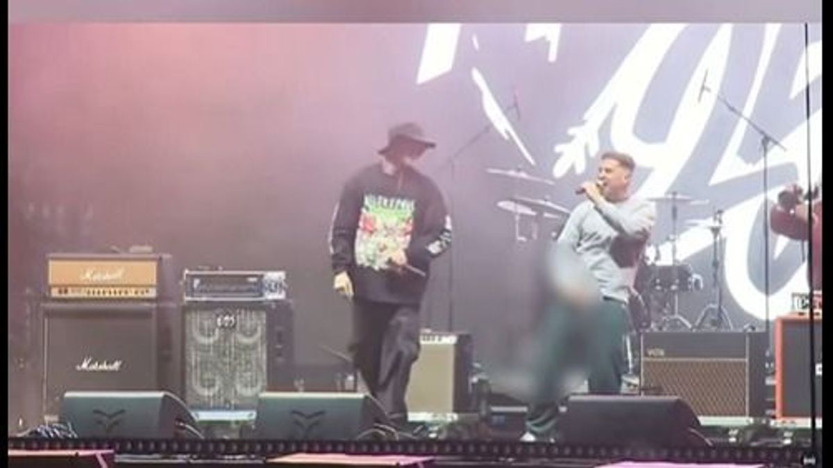 „Én szégyellem magam az ilyen állatok miatt” – az interneten azonnal beárazták a heremutogató rappert