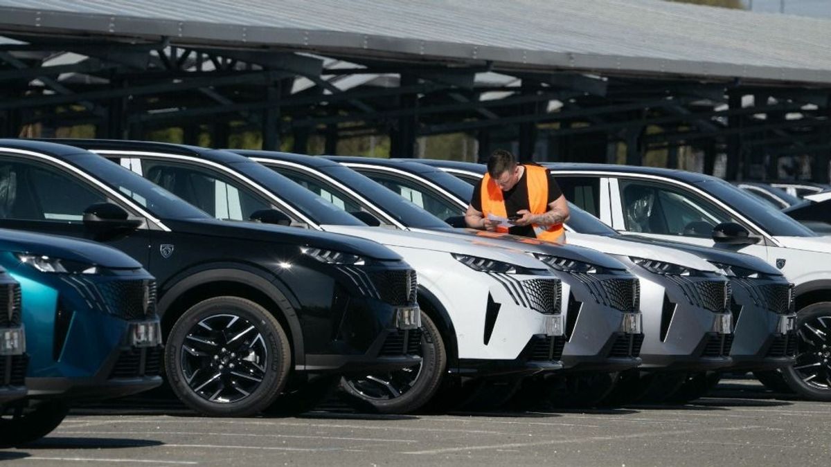 A magyar tulajokat is érintik a meghibásodások: tűzveszély miatt autók százezreit hívják vissza