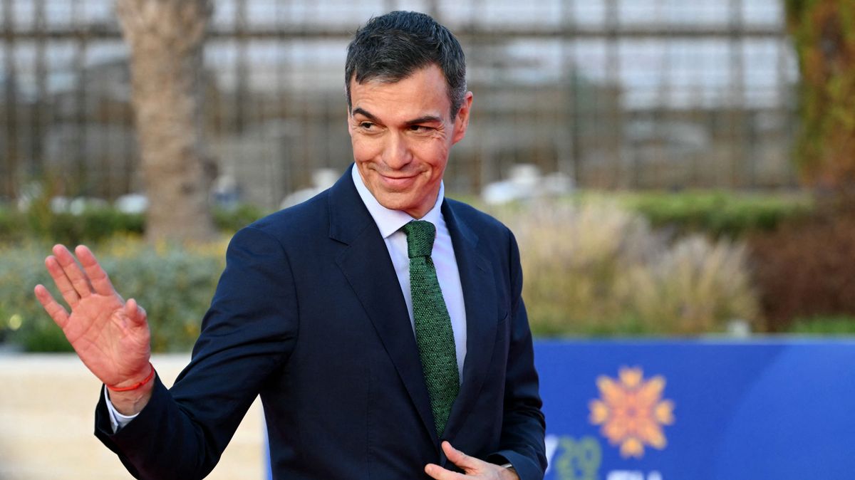 Luxusprostituáltak és kenőpénzek árnyékában mélyül a spanyol szocialisták botránya