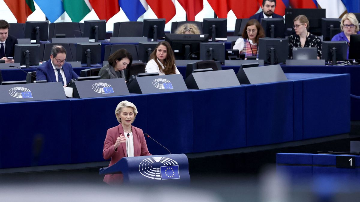 Brüsszel meghátrált az orosz olajtilalom elől, Magyarország és Szlovákia időt nyert