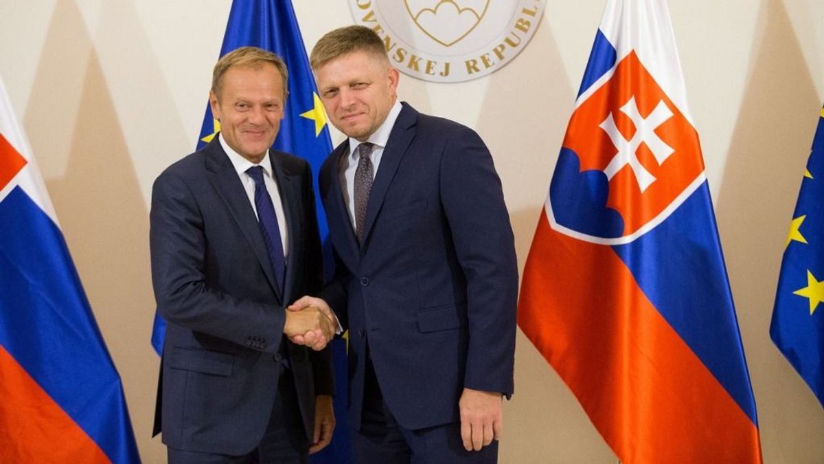 Donald Tusk kíméletlen volt, amikor Robert Ficóról kérdezték: Nem fog nagy gondot okozni