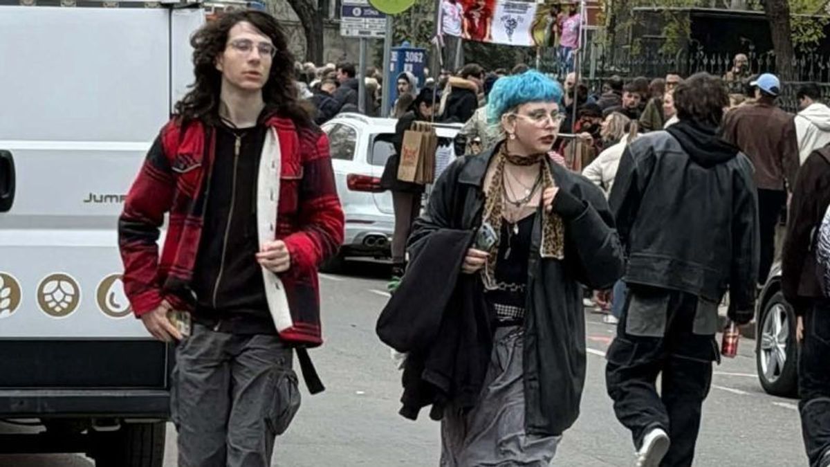 Összesereglett Puzsér Róbert csapata: ezekkel a fiatalokkal szeretné leváltani a rendszert (GALÉRIA)