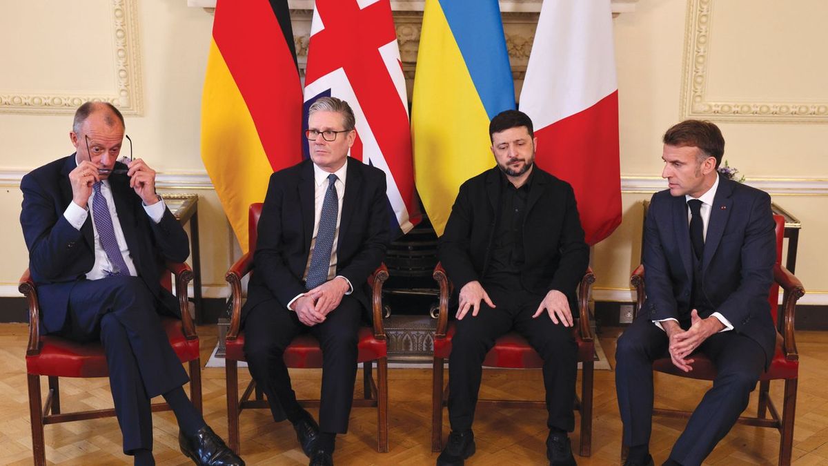 Zelenszkij már nem képes kontrollálni magát: a nyugati szövetségesek kérése ellenére is az orosz energiaipart támadja