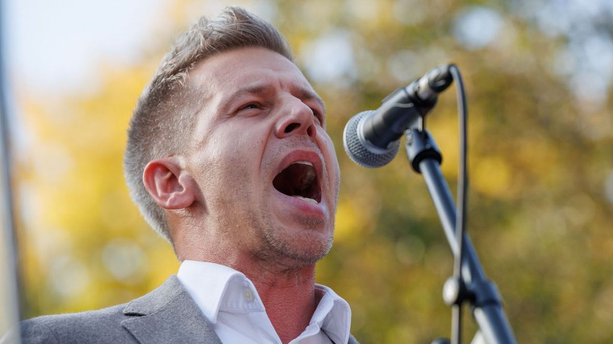 Csodálatos: a NER legtaszítóbb figuráinak nagy része megcsinálta a Fidesz 2.0-t – ami sárgább, savanyúbb, meg pszichopatább, de legalább az övék