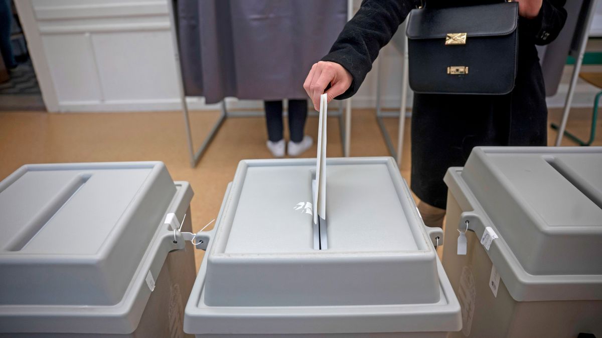 Kire akarja behúzni az ikszet? – kérdezte a tiszás delegált Nyírbogáton, azonnal leállították a szavazást idősotthonban