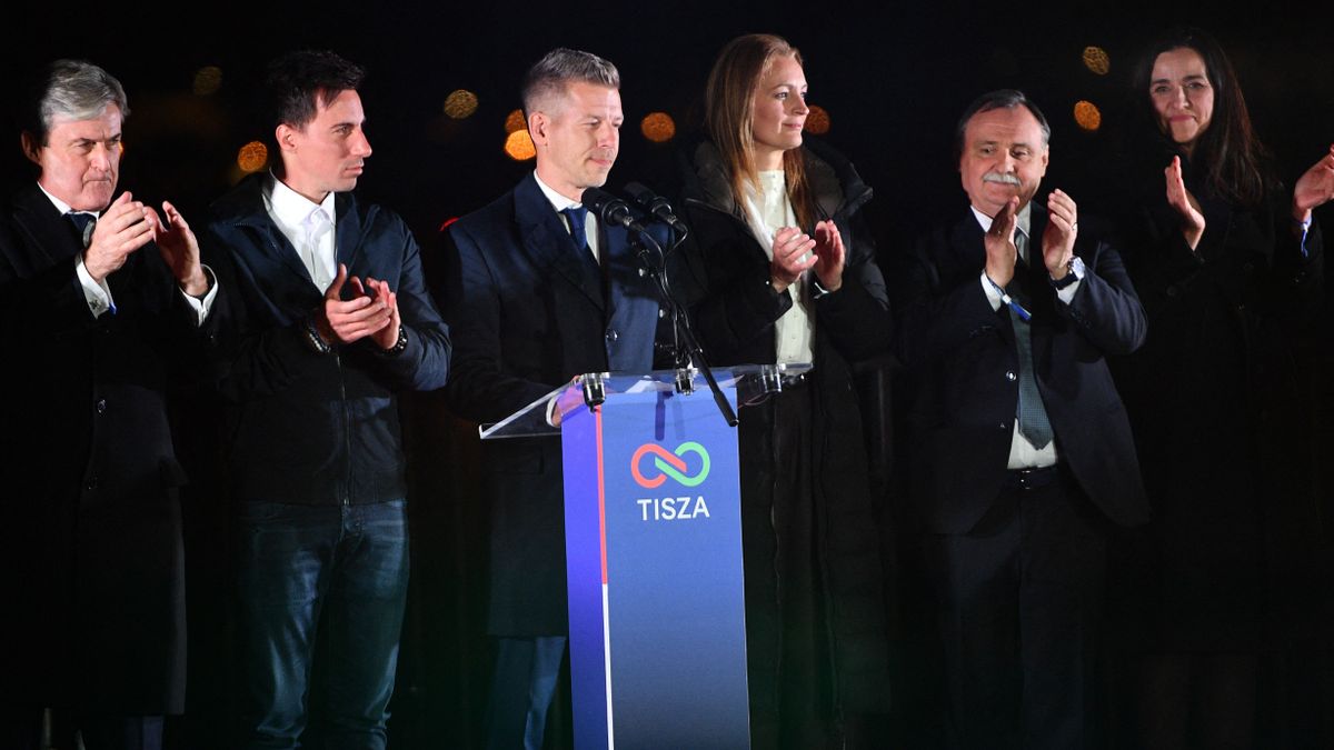 Demokrácia és valóság