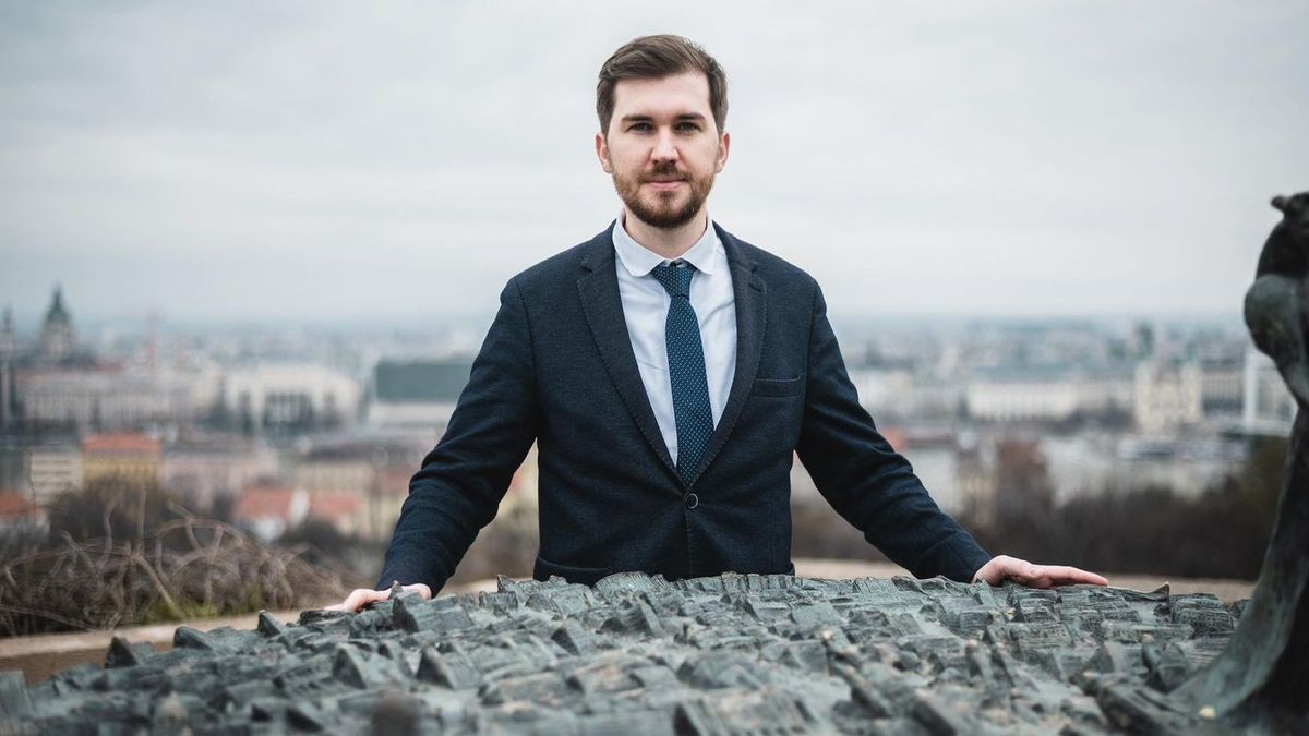 Szánalmasan vergődnek a bukott baloldali figurák, Magyar Péter kegyét keresik