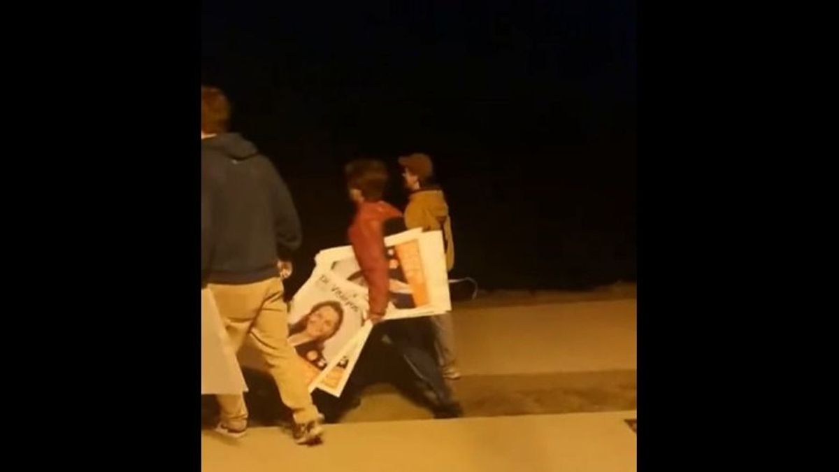 Ünnepi hangulatban a tiszás aktivisták: még húsvétkor sem tudnak lemondani a rombolásról (VIDEÓ)