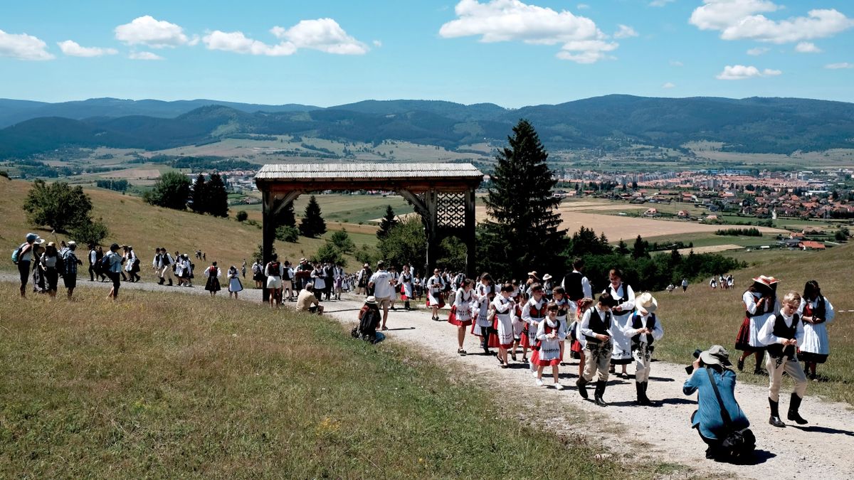 CsÅªksomlyÅ¯,,Romania,-,July,6,,2024:,The,Day,Of,The