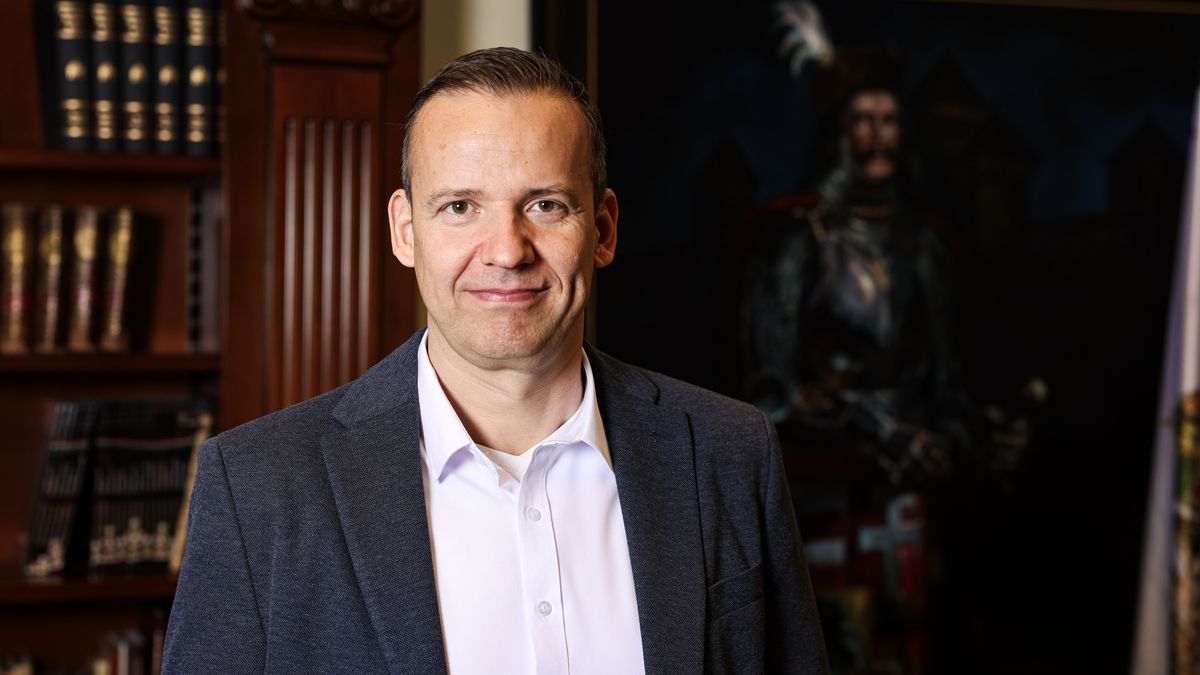 Egy színtiszta globalista csapat alakít kormányt – Toroczkai László a Mandinernek