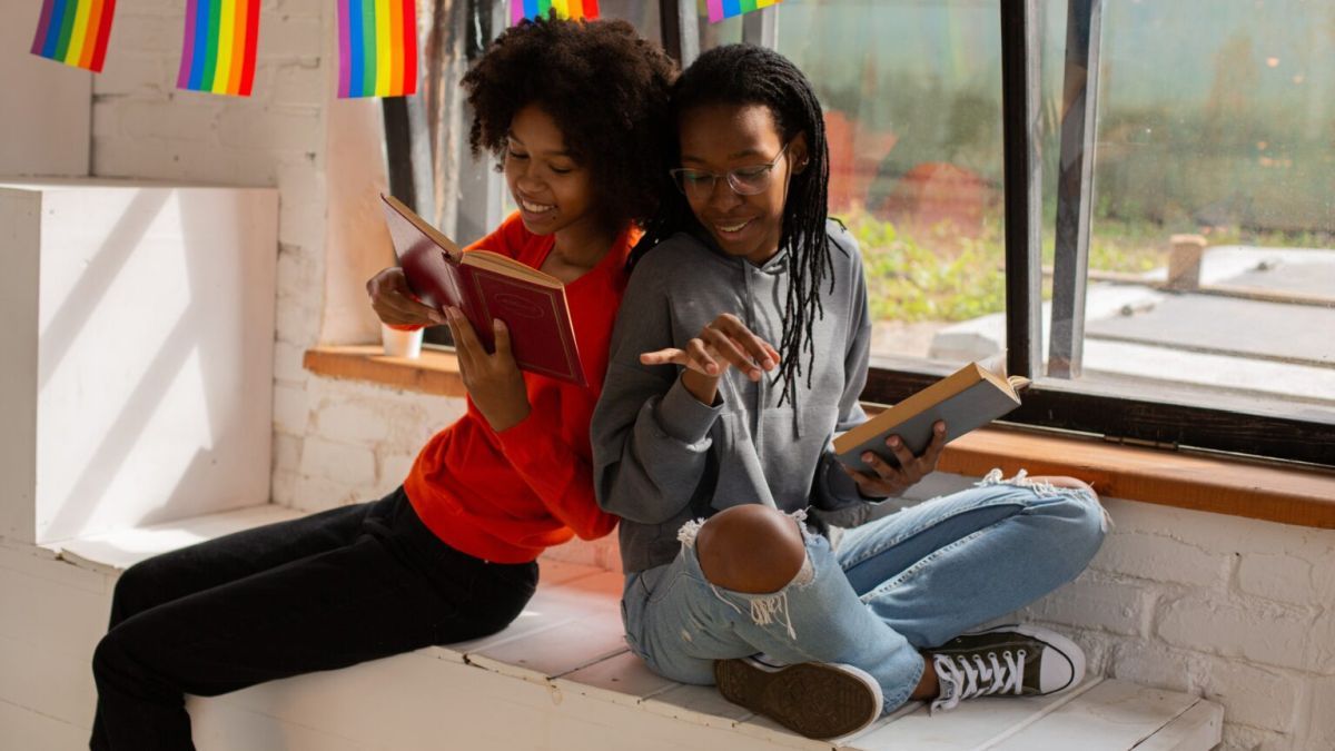 Állami támogatást kapott egy német kávézó, ami kitiltotta a fehér bőrű embereket