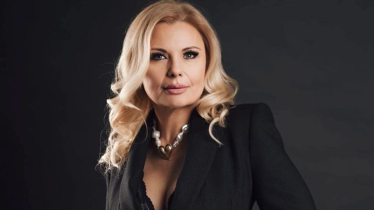 A bizonytalan szavazóknak üzent a híres magyar modell