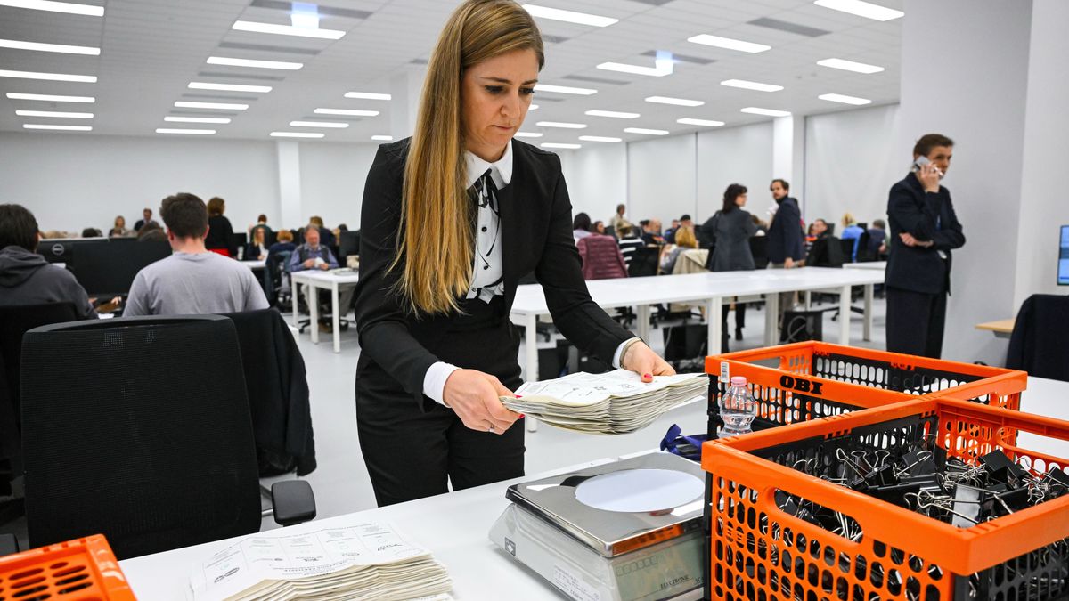 Dunántúl keleti részén többségben a Tisza nyert, Békésben mindent vitt az ellenzék