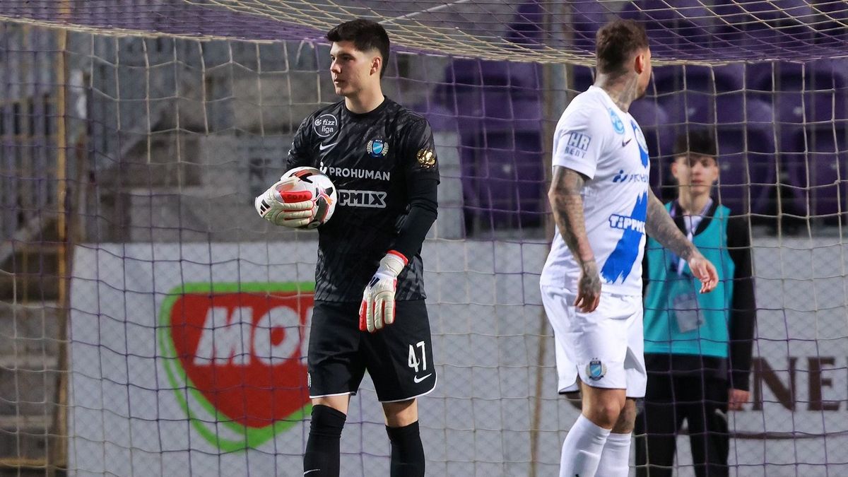 Balhé Újpesten: saját csapattársával üvöltözött az 57-szeres válogatott játékos (VIDEÓ)