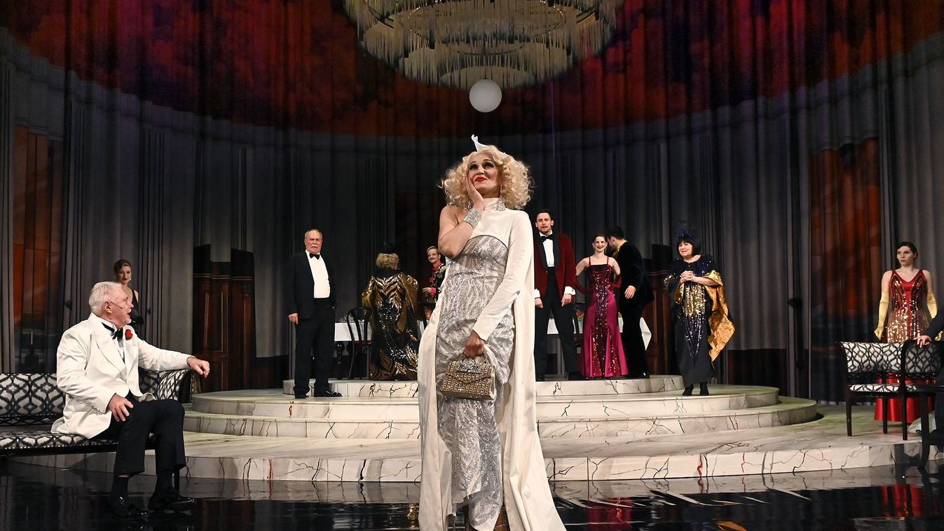 A Miskolci Nemzeti Színház bemutatja Csiky Gergely egy régi művét, de új köntösben