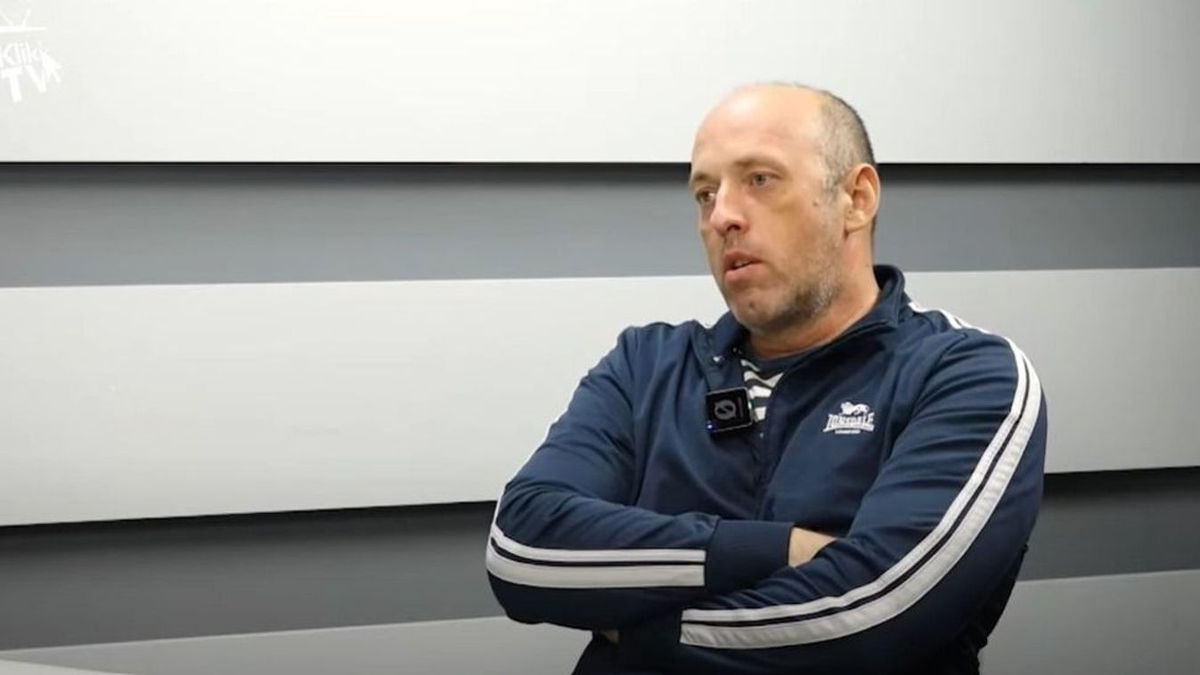 „A harcosok vagy demensek és aranyhal memóriával rendelkeznek vagy...” – alpári módon hergel a Népszava újságírója