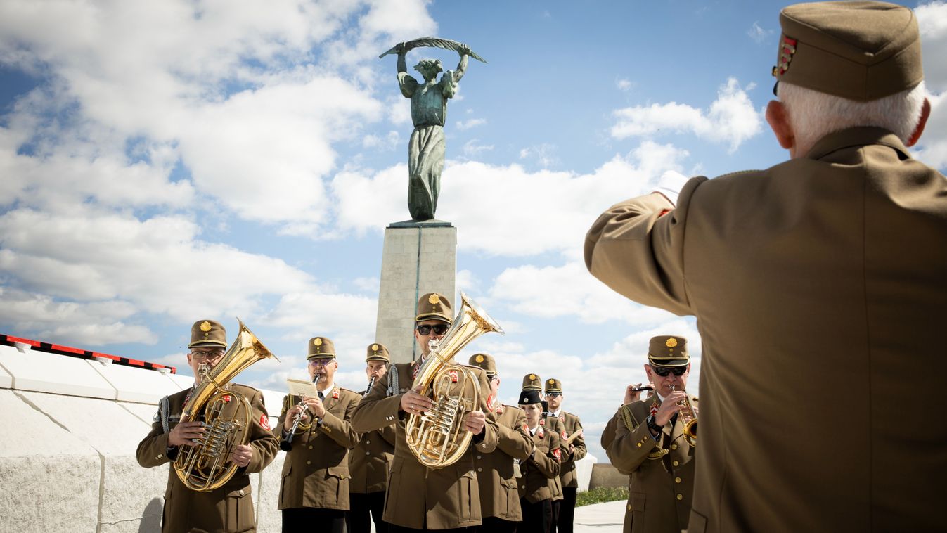 Erőd a&nbsp;város felett