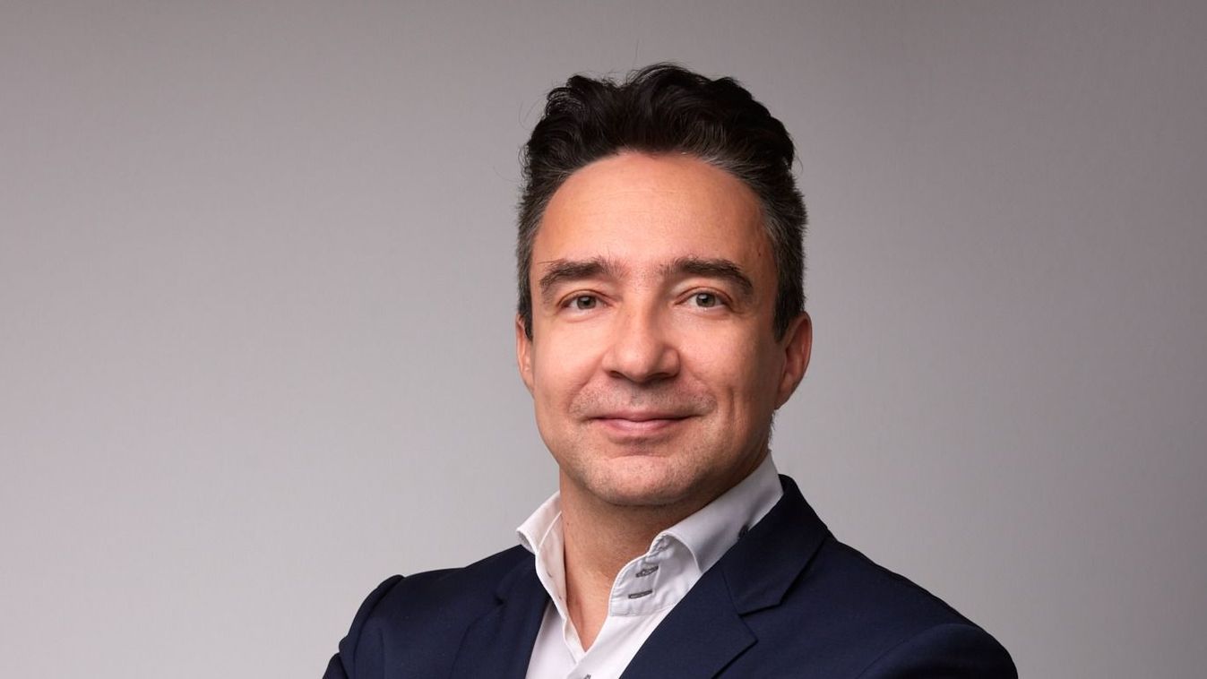 Megállítani az első dominót