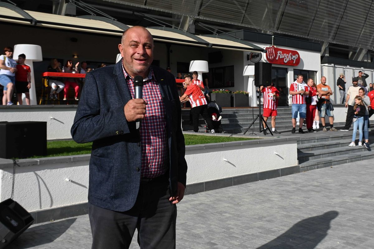 DIÓSZEGI László román sajtó